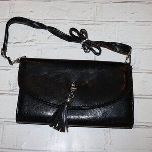 🖤 Black Tassel‑Flap Mini Shoulder Bag · 5x6" · NWOT